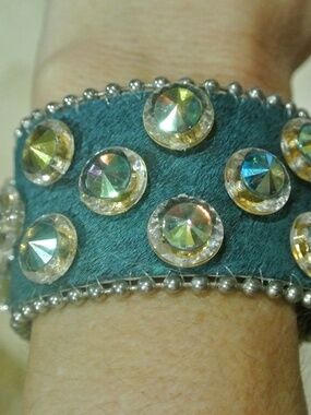 LEATHER COWHIDE TEAL RHINESTONE BRACELET